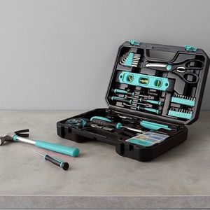 142 piece tool set